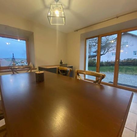 Logement Dans Maison + Exterieur Orchamps-Vennes Екстер'єр фото