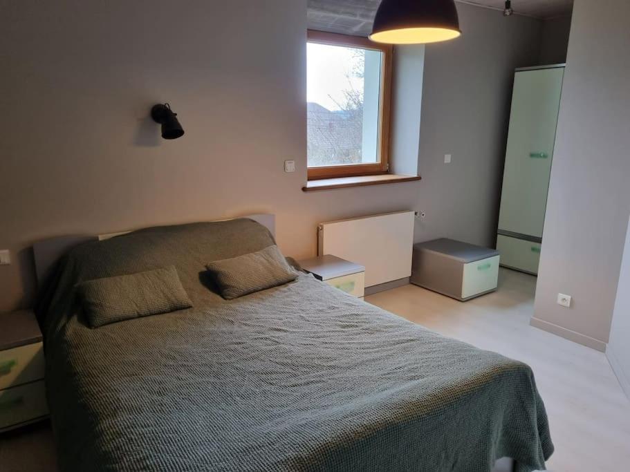 Logement Dans Maison + Exterieur Orchamps-Vennes Екстер'єр фото