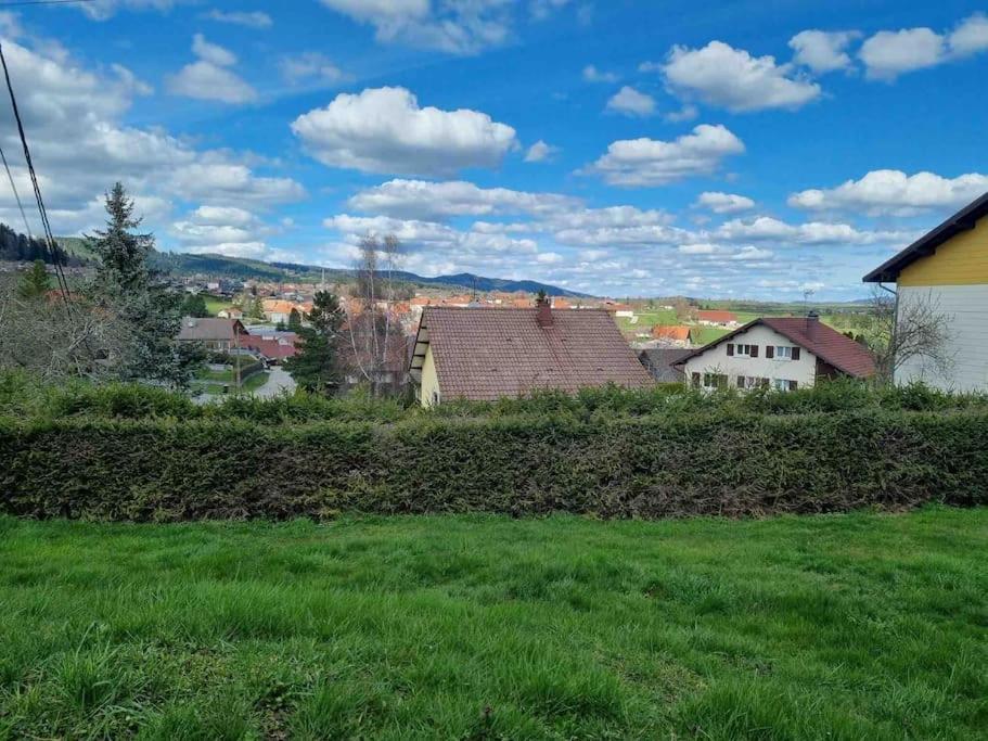 Logement Dans Maison + Exterieur Orchamps-Vennes Екстер'єр фото