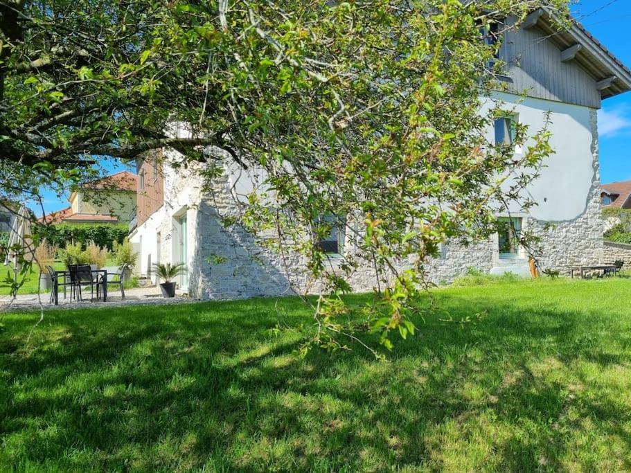Logement Dans Maison + Exterieur Orchamps-Vennes Екстер'єр фото